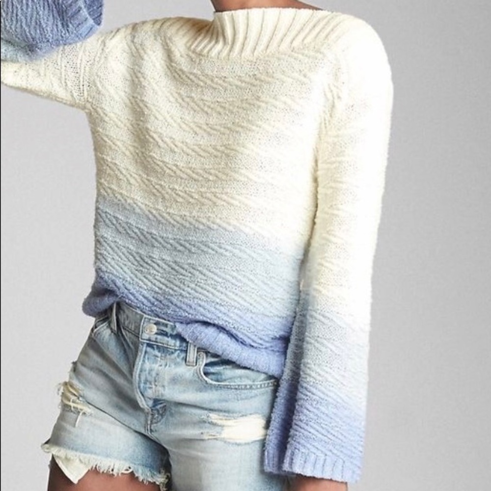 Textured ombré sweater blue dip dye